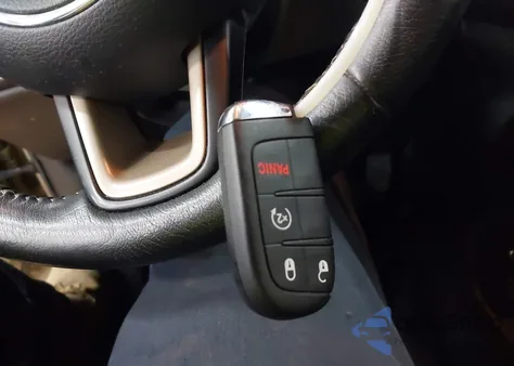 2017 Jeep Renegade Deserthawk 4X4 from USA, damaged, VIN ZACCJBCB6HPE97998